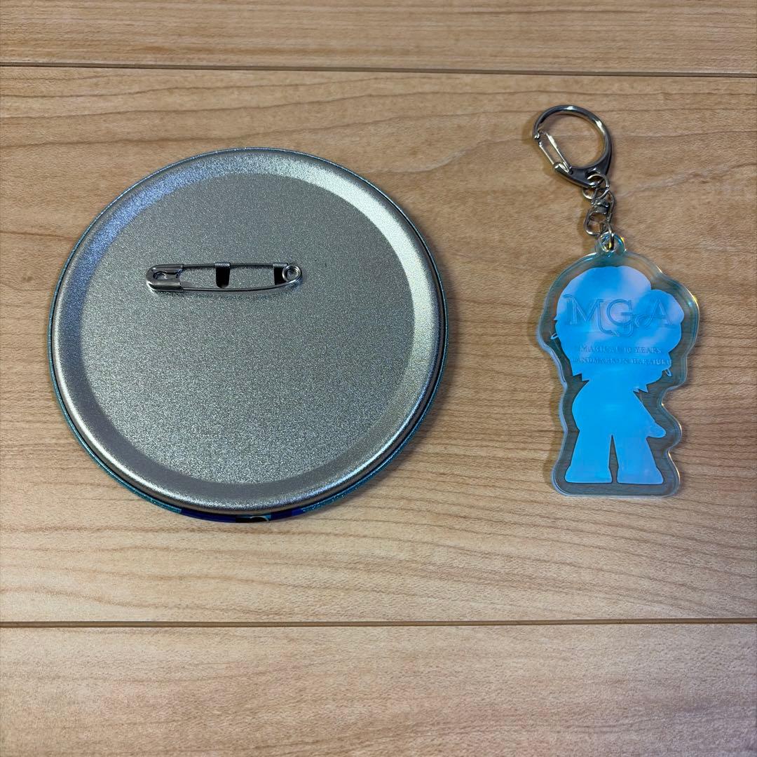 Mrs.GREEN APPLE 若井滉斗 缶バッジ&キーホルダー - メルカリ