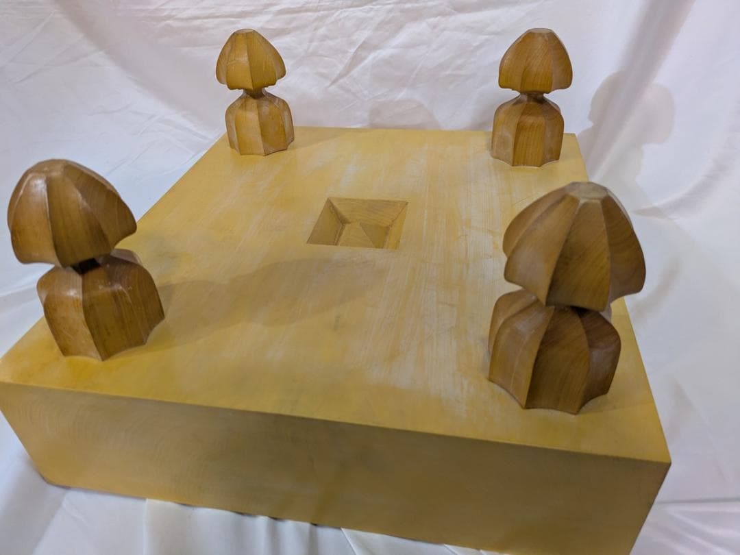 本榧（ほんかや）碁盤　3.8寸　布カバー／盤覆い付き