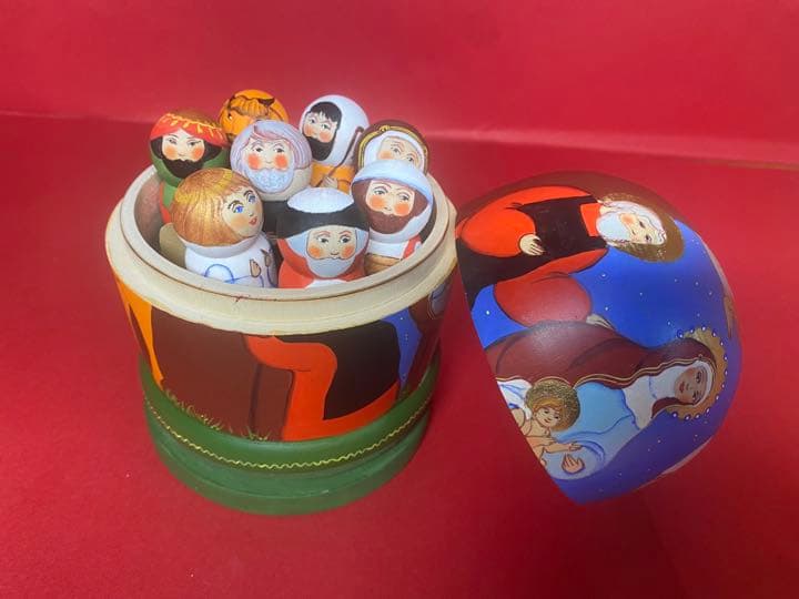 《ロシアンノスタルジー》オルゴール付きマトリョーシカ　ニキーチン作