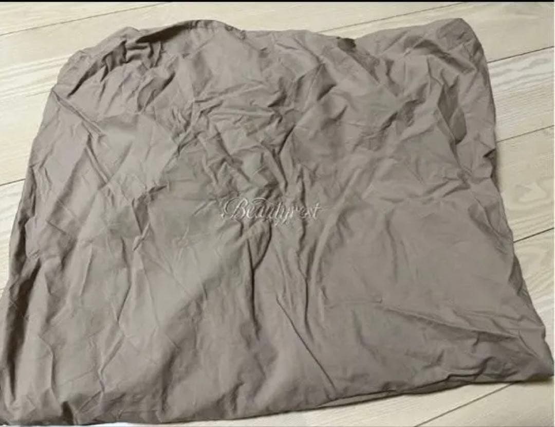 シモンズ ボックスシーツ　ダブルサイズ　新品未使用 ダブル　ブラウン　匿名