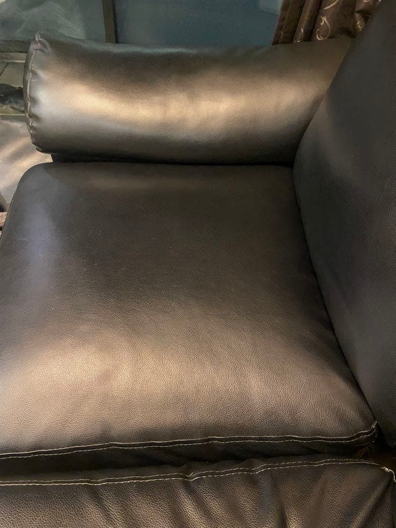 ブラック コーナーソファ クッション付き