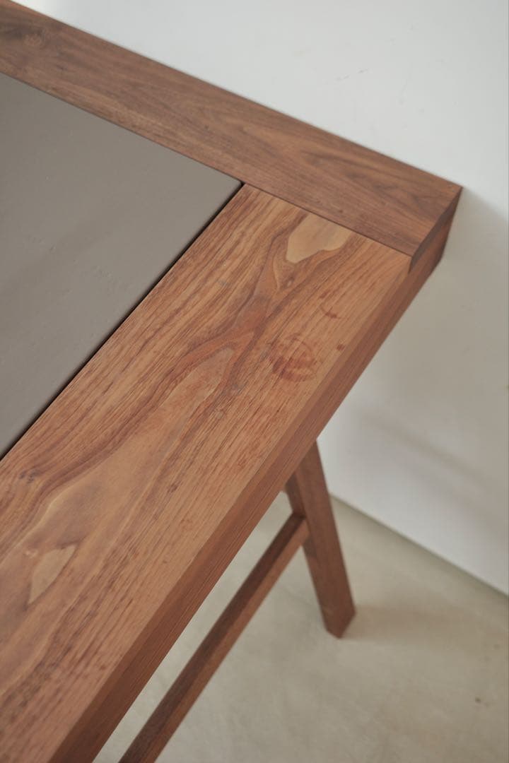 俵屋旅館　オリジナル　ライティングデスク　ウォールナット