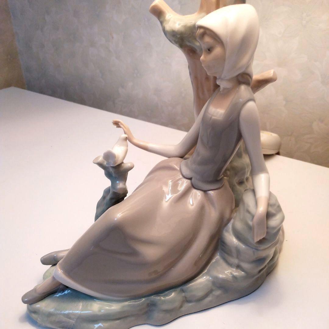 激レア❤リヤドロ　LLADRO ランプ　リヤドロランプ　鳩と少女　フィギュリン