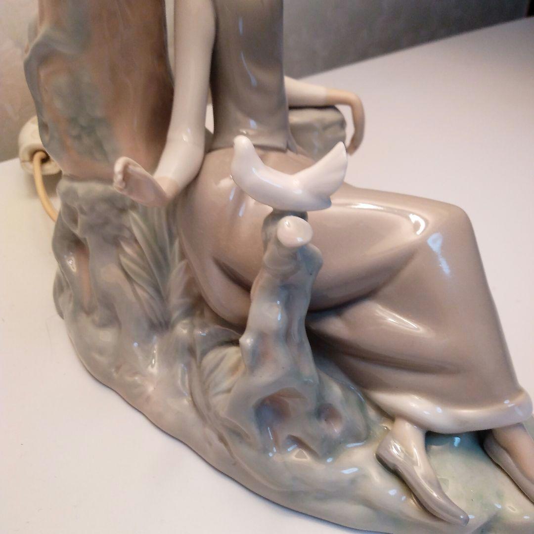 激レア❤リヤドロ　LLADRO ランプ　リヤドロランプ　鳩と少女　フィギュリン
