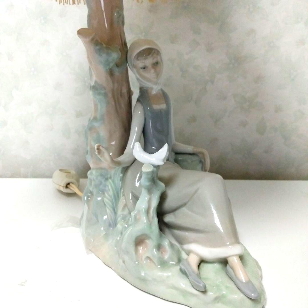 激レア❤リヤドロ　LLADRO ランプ　リヤドロランプ　鳩と少女　フィギュリン