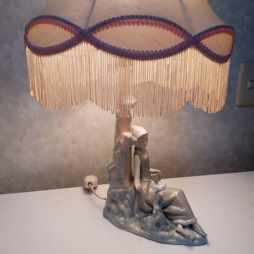 激レア❤リヤドロ　LLADRO ランプ　リヤドロランプ　鳩と少女　フィギュリン