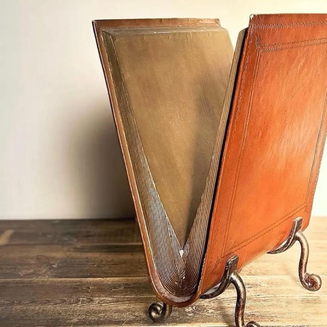 19世紀〜20世紀 マガジンラック ブックスタンド　革装風 × 鋳鉄脚（修復前）
