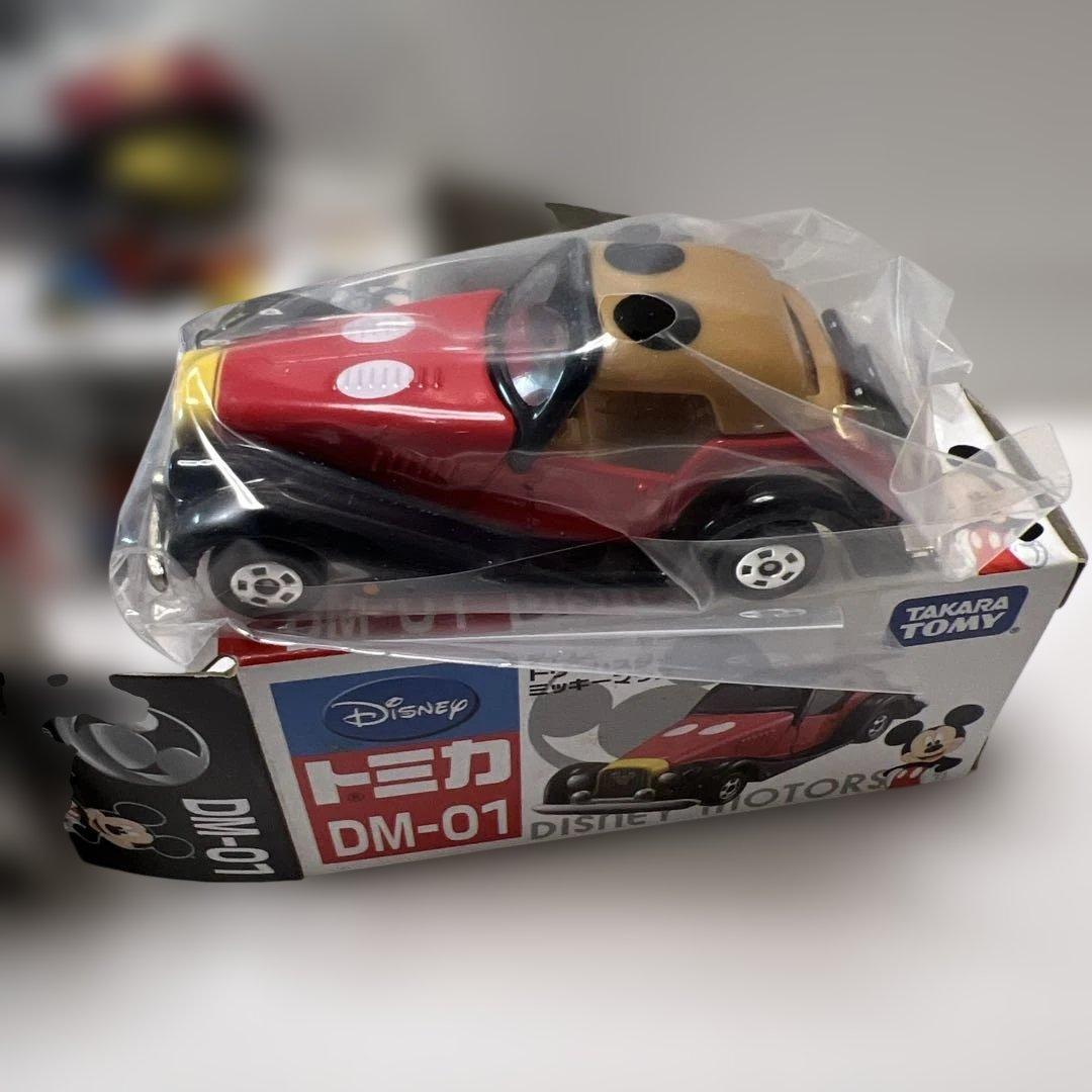 トミカ　5周年の2台＆DMの3台まとめ