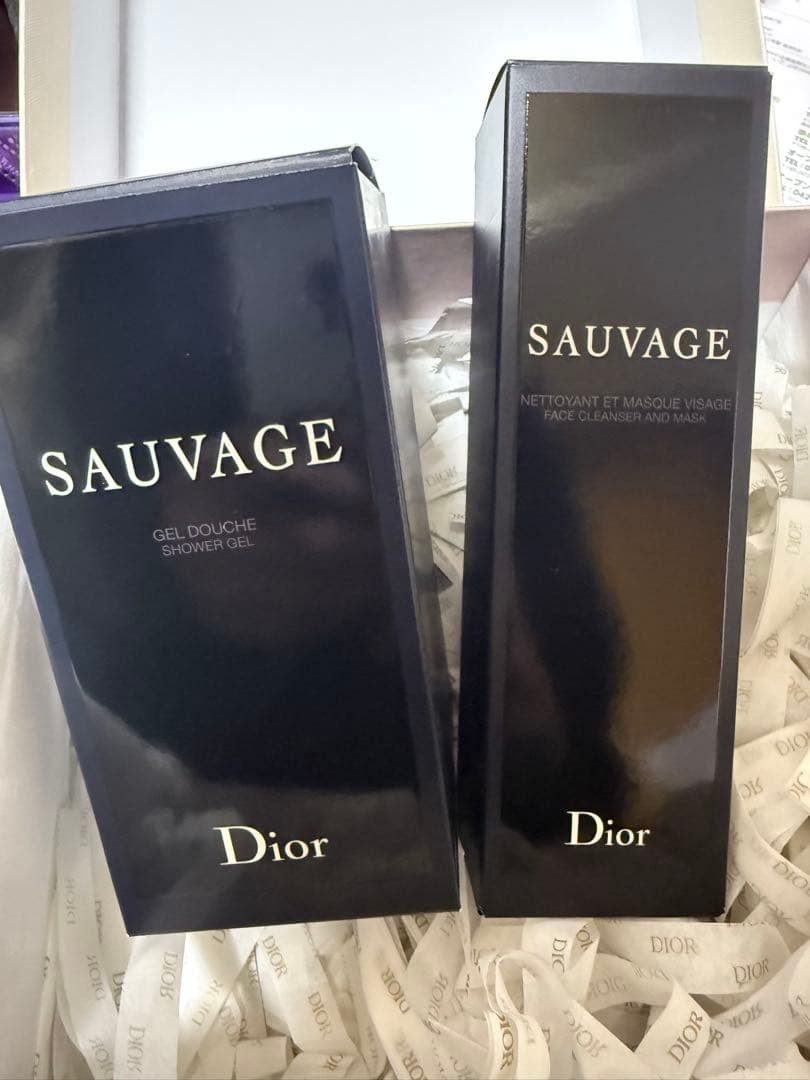 Dior ソヴァージュ 洗顔料 & ボディソープ 未開封 ギフトボックス入り