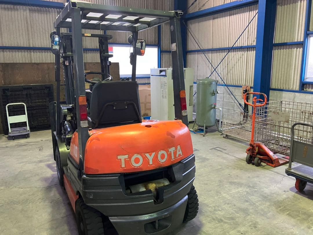 人気 トヨタフォークリフト 1.0t 機関良好 引取限定