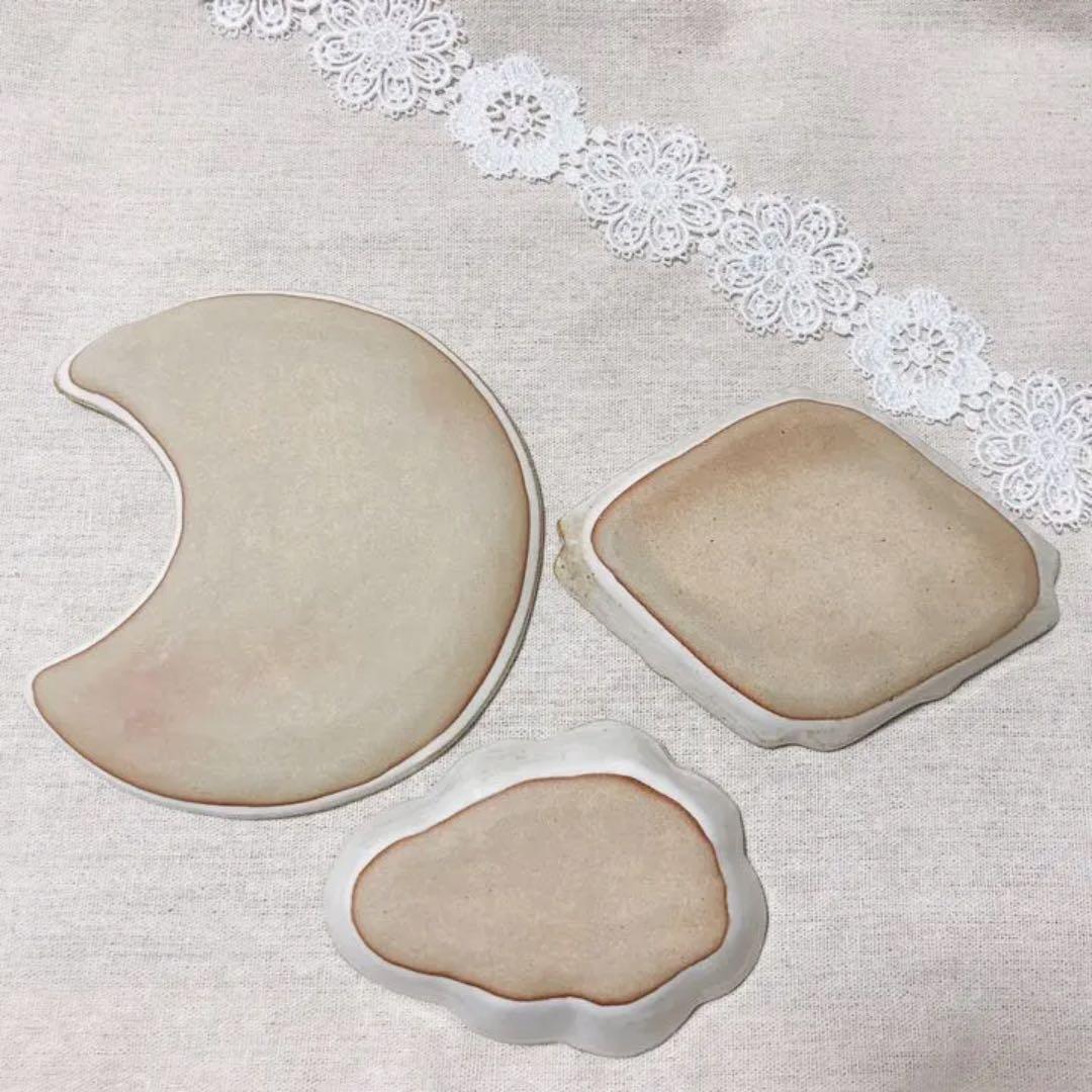 春鳥ひし形皿　眠る月の皿　ピルヴィーの小鉢　3点セット　キエリ舎