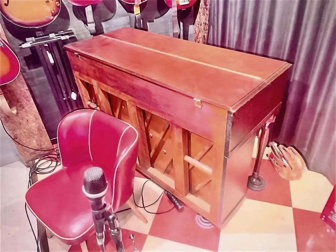 木製小型アンティークピアノ アメリカ製 Brodwin NEWYORK