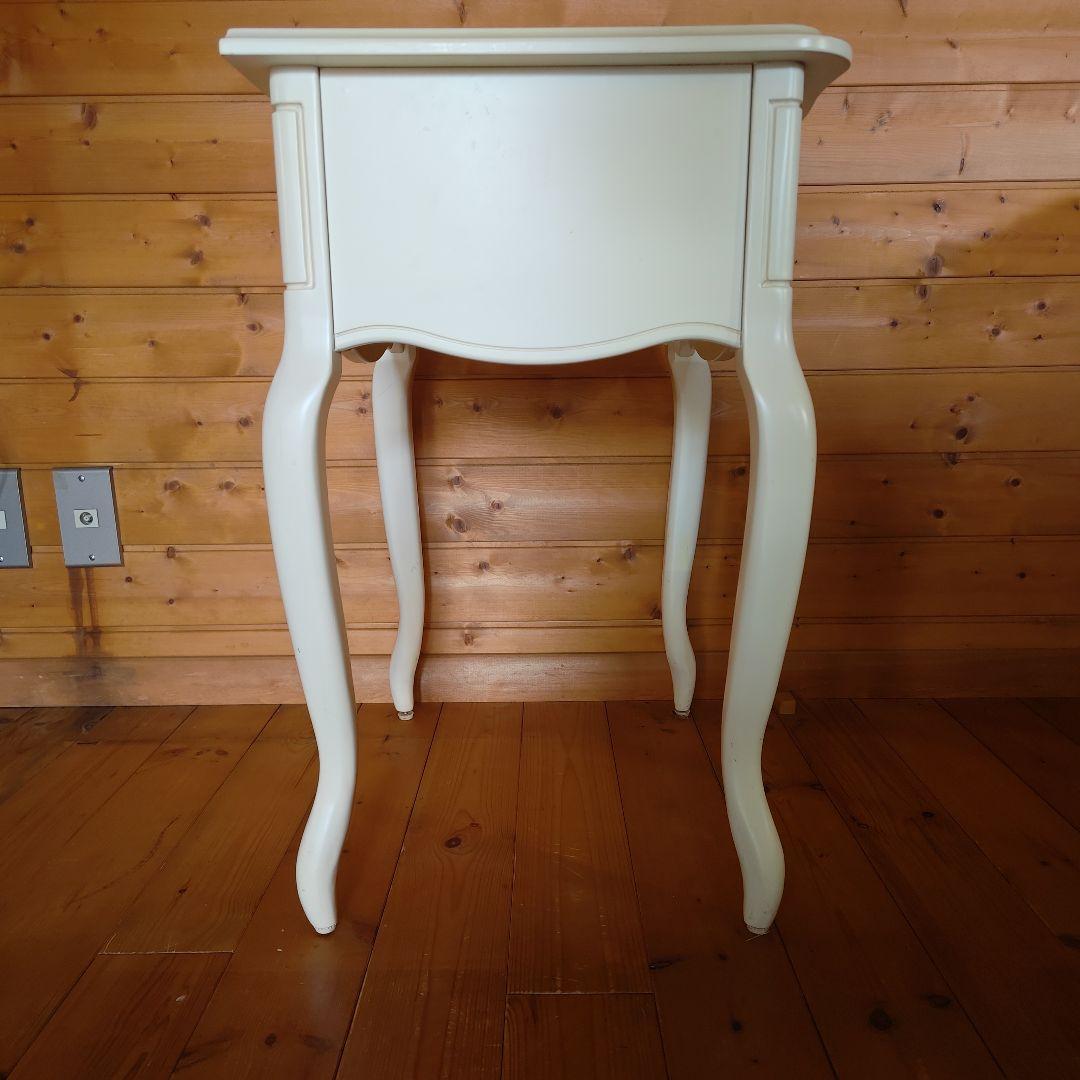 【LAURA ASHLEY】プロバンセル ベッドサイドテーブル ①