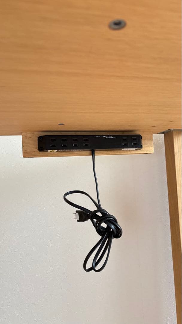 カリモク テーブル 電源タップ付き 110×60