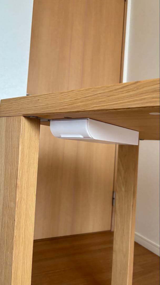 カリモク テーブル 電源タップ付き 110×60