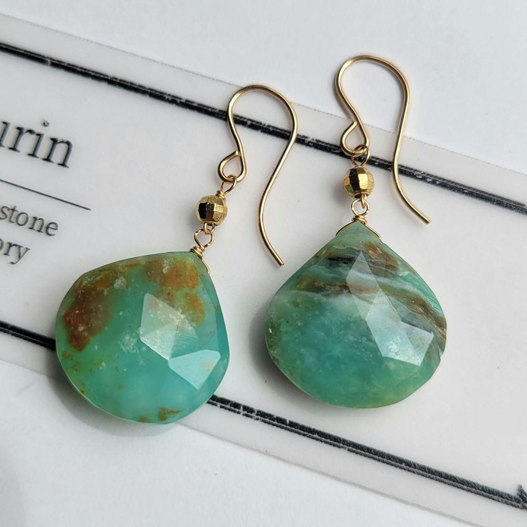 希少 大粒ペルーブルーオパール シンプルピアス