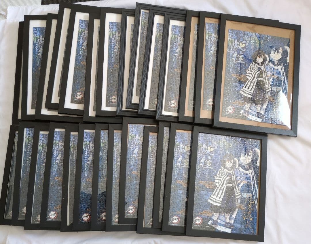 【匿名配送】鬼滅の刃 伊黒小芭内　パズル27個