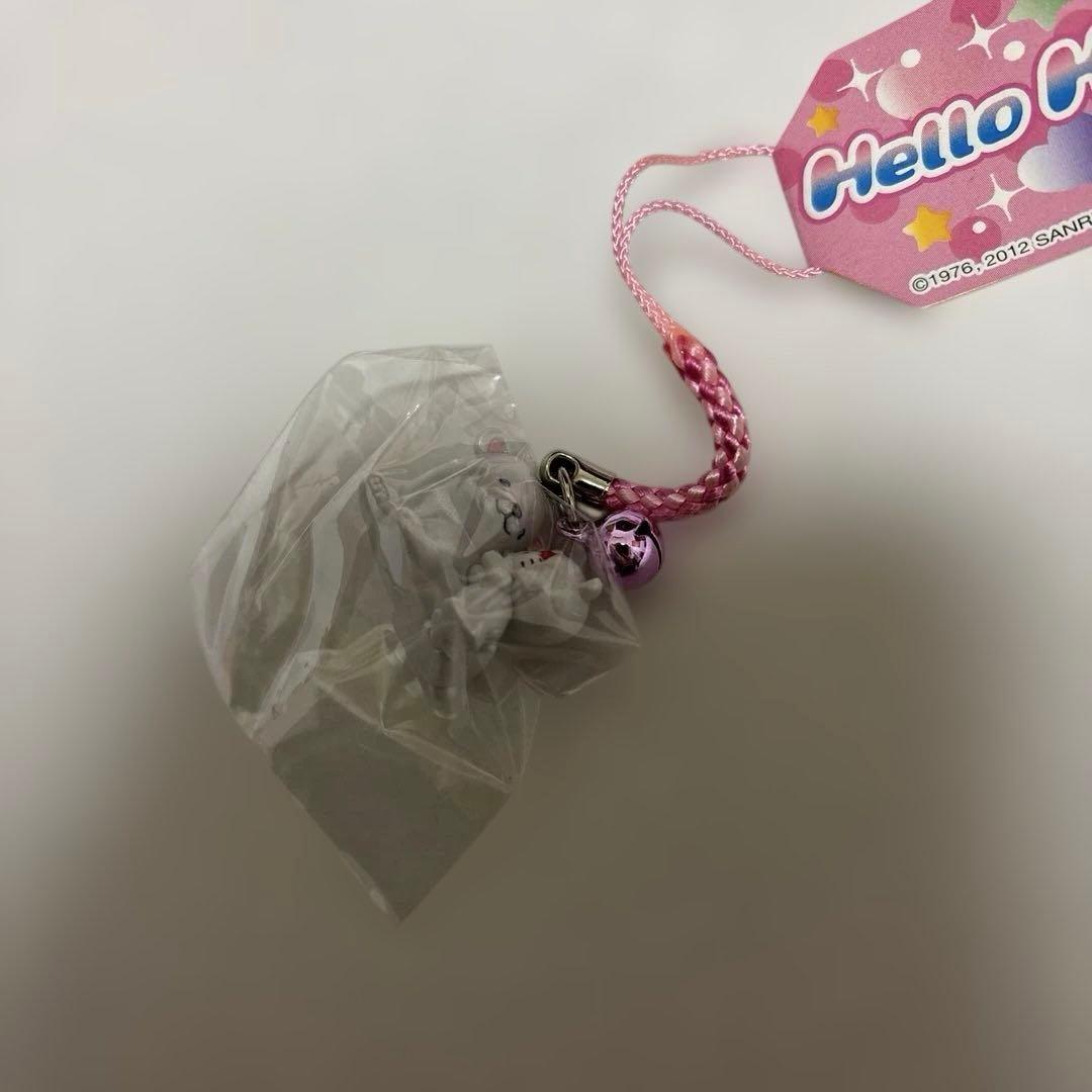 ご当地キティ 根付け ストラップ 水族館 シロクマ親子