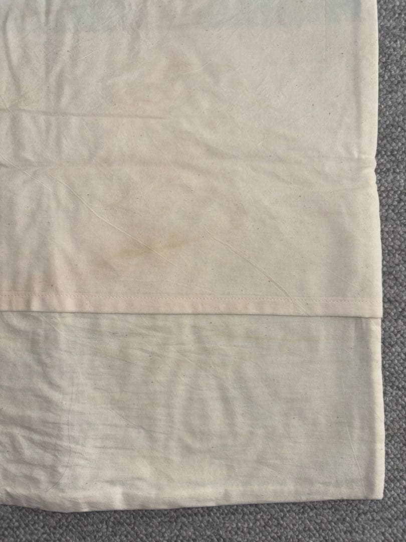 C. パッチワーククッションカバー “ロイズフイユ”