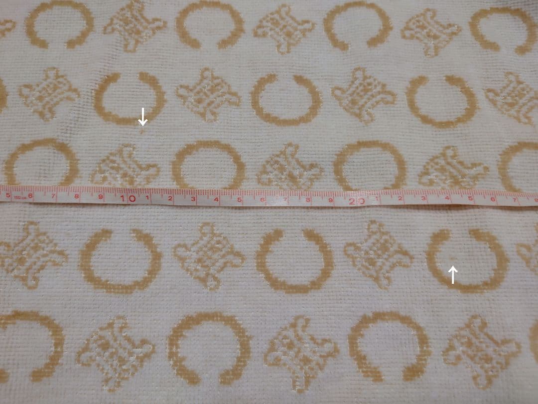 セリーヌ　毛布　ハーフケット　マカダム