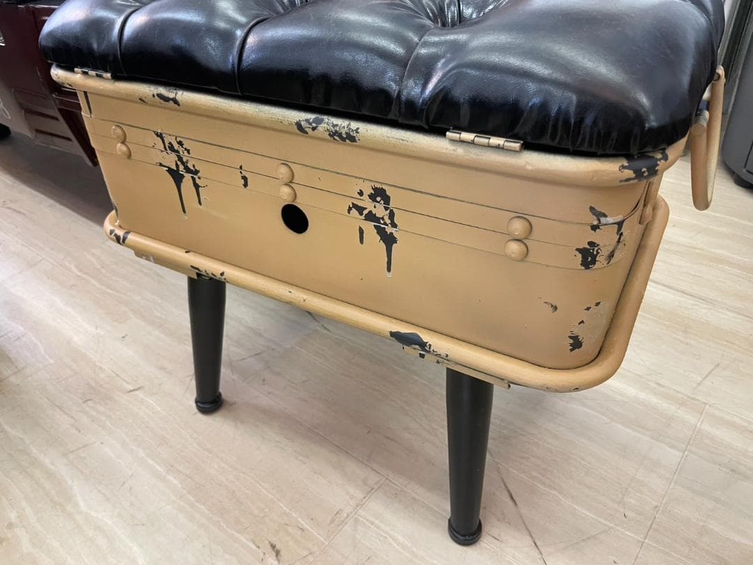 トランクベンチ　ソファ　インダストリアル　スチール　収納ボックス　イス　スツール