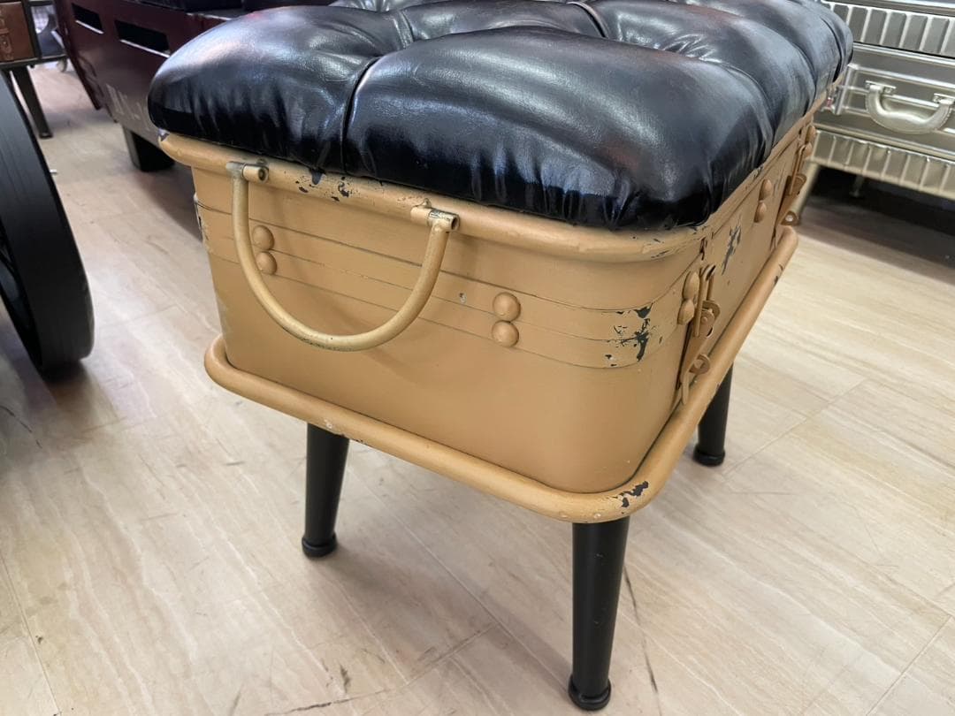 トランクベンチ　ソファ　インダストリアル　スチール　収納ボックス　イス　スツール