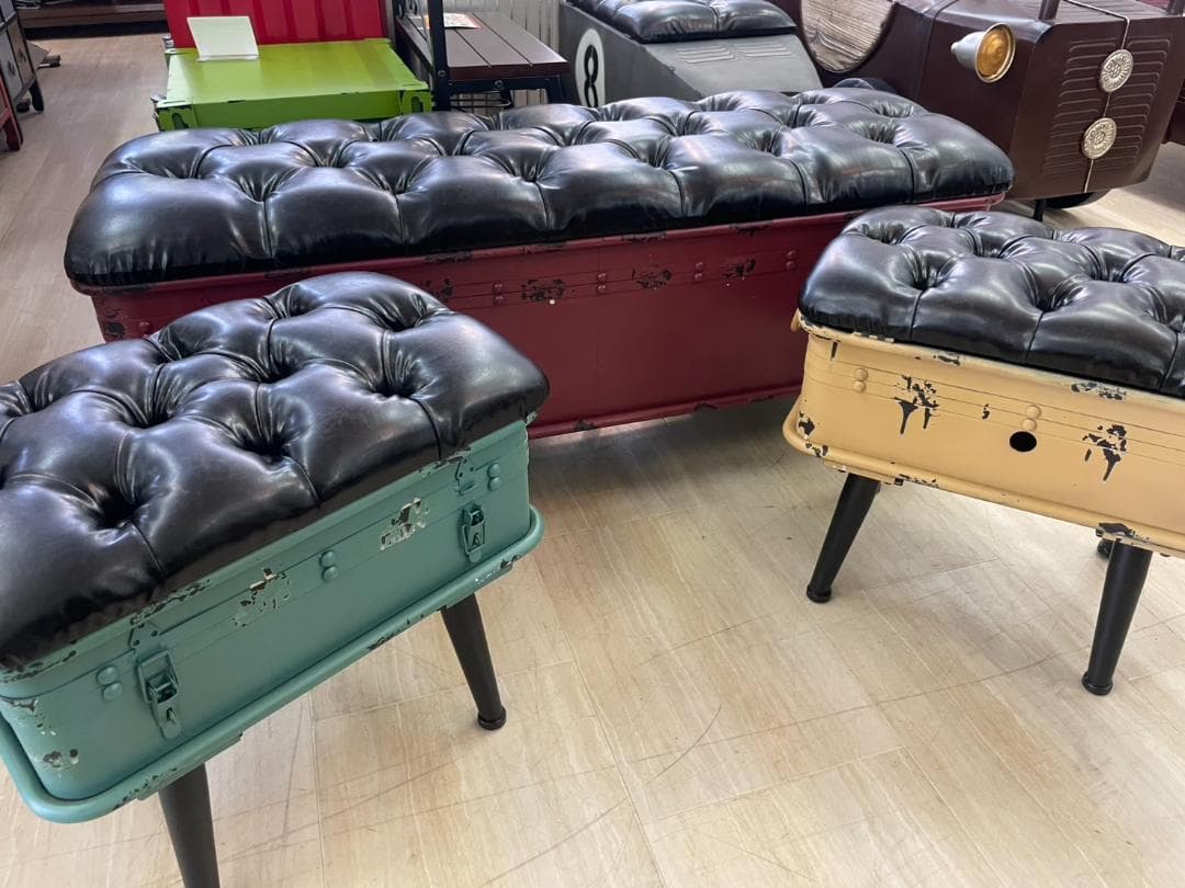 トランクベンチ　ソファ　インダストリアル　スチール　収納ボックス　イス　スツール