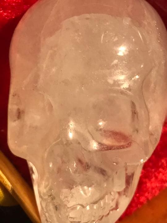 ハロウィン　Xマスにも　288g越えヒマラヤ産水晶の大振りskullハンドメイド