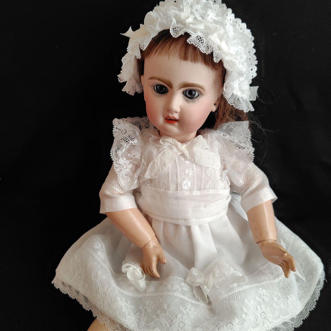 最終価格ホワイトのアンティークドールドレスとボネのセット