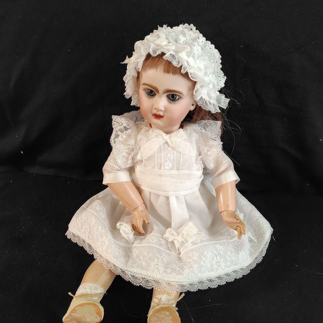 最終価格ホワイトのアンティークドールドレスとボネのセット