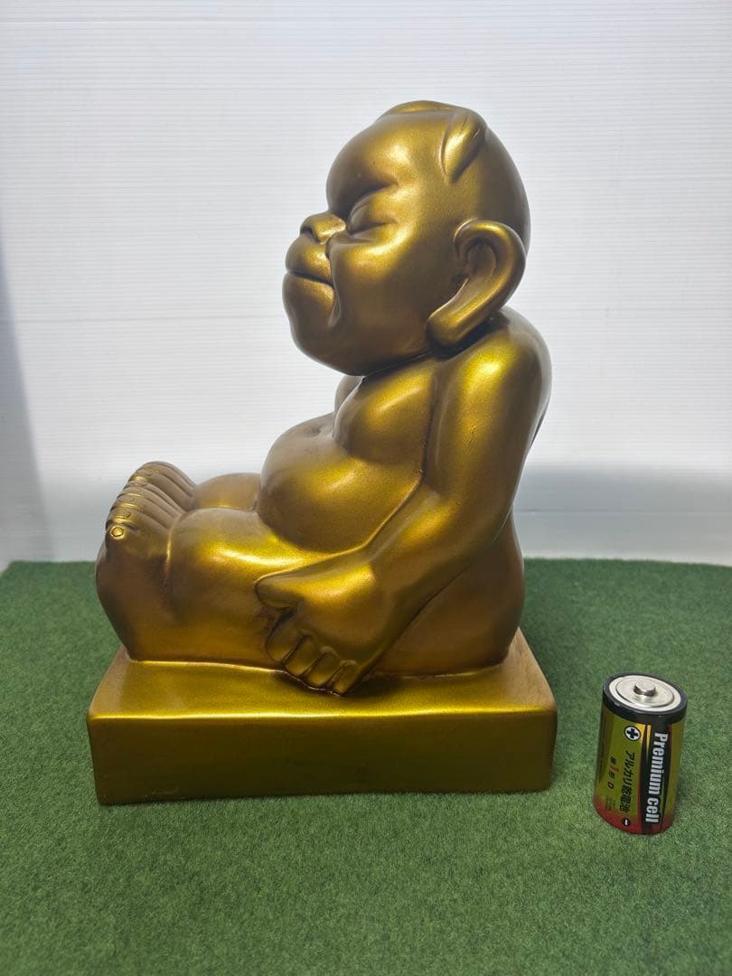 「ゴールド仕上げのモダン・ビリケン像（オブジェ）」