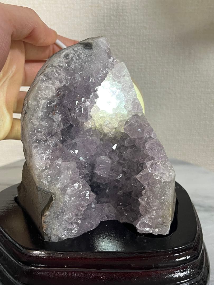 【天然石】③アメジストドーム　紫水晶 ラベンダー ジオード　原石　置物 台座付き