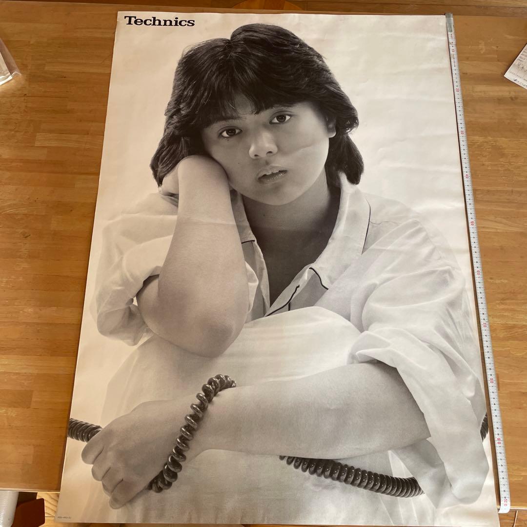 Technics モノクロポスター 大判 薬師丸ひろ子 - メルカリ