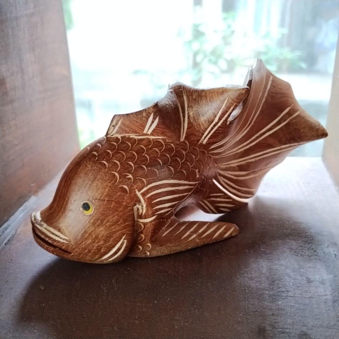 ヴィンテージ 木製 金魚 木彫り 置物 オブジェ 一木造り アジアン雑貨
