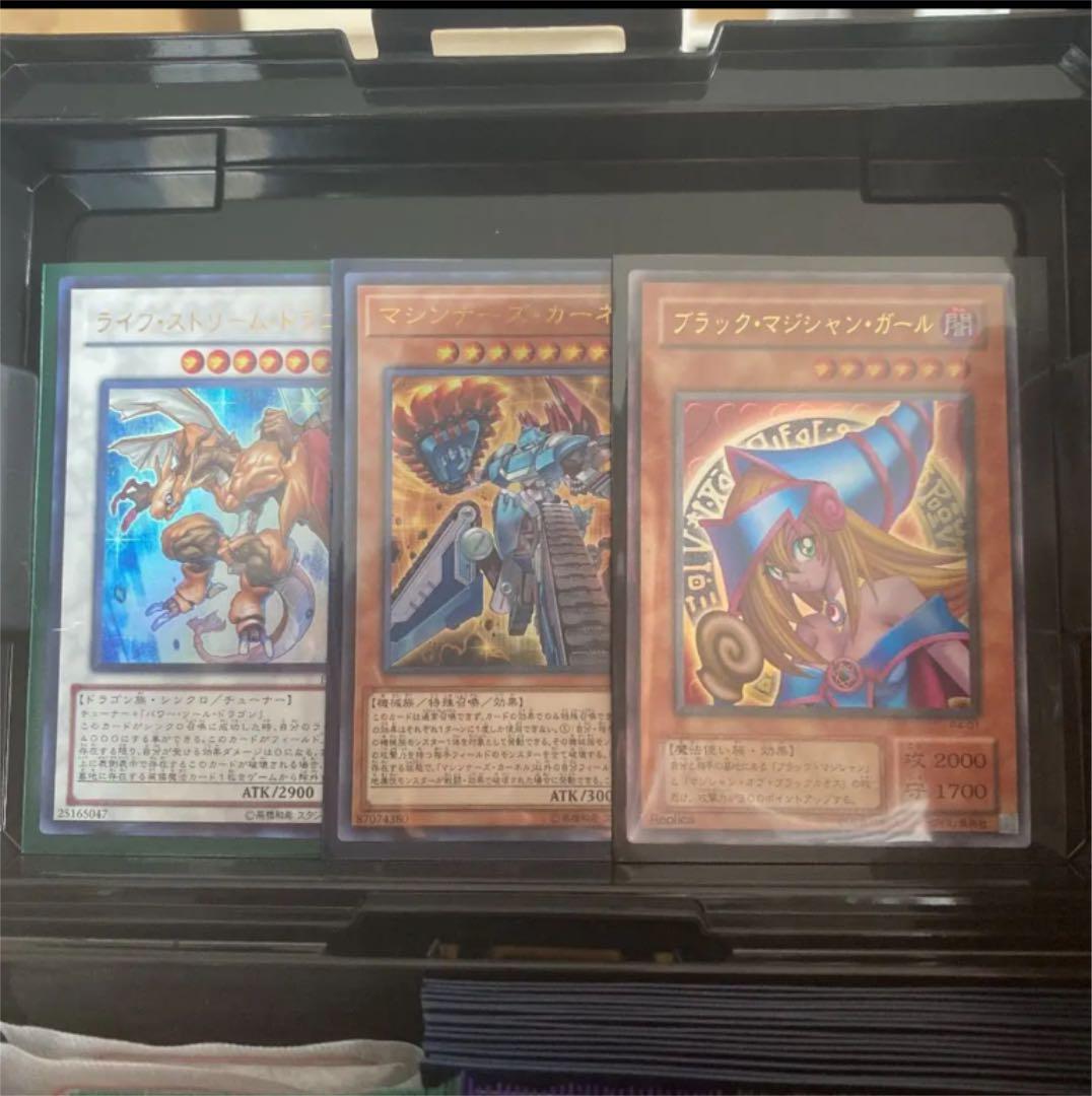 遊戯王 引退品 5種類のデッキ付き 遊戯王引退 デッキ5セット +優良カード