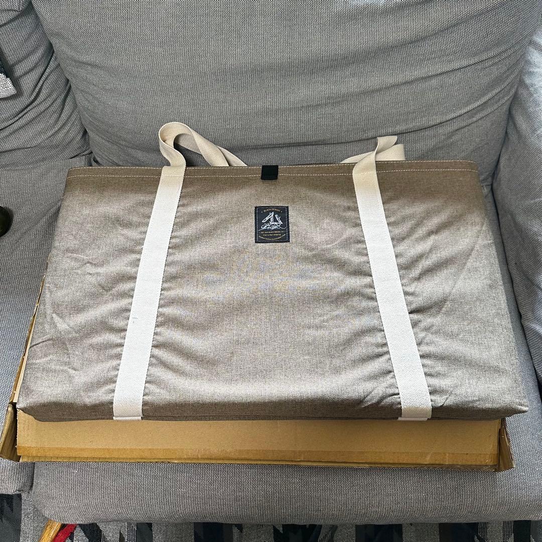 ブラックデザイン　ハレテーブル