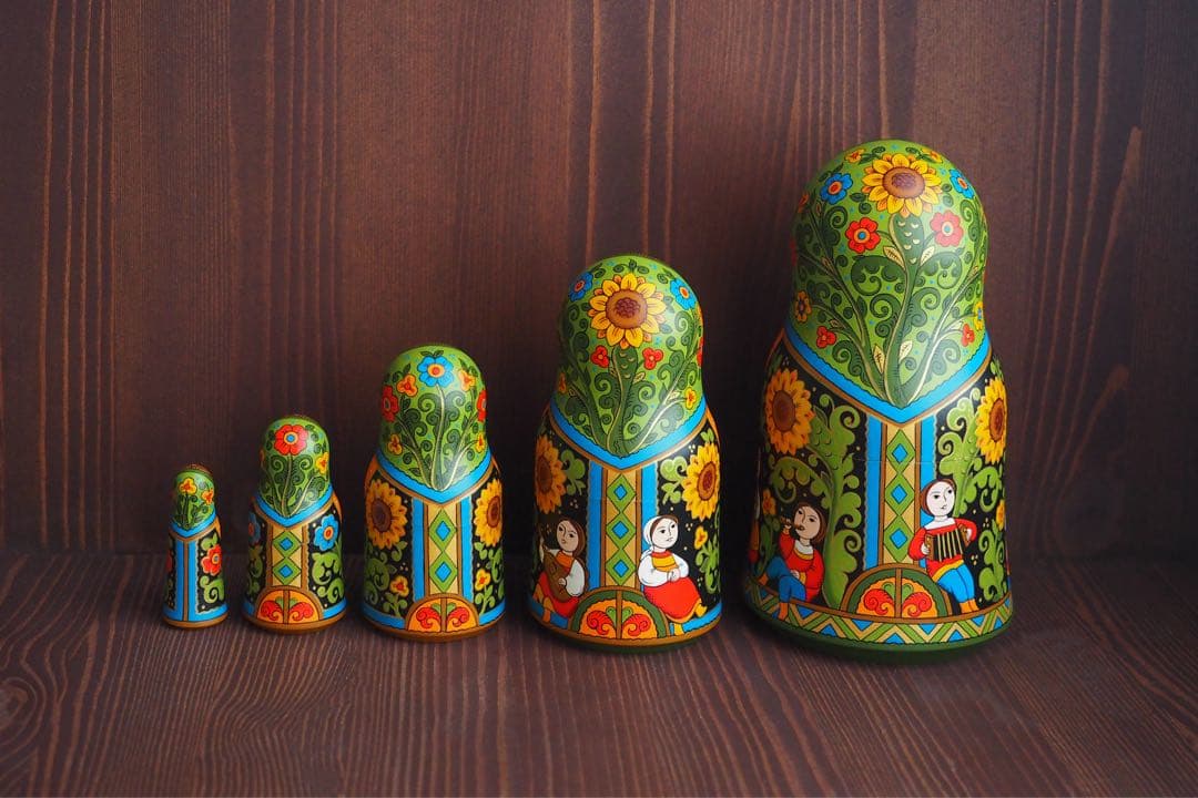 ロシア雑貨☆ヒマワリBOX 小物入れオリガ作 向日葵マトリョーシカ