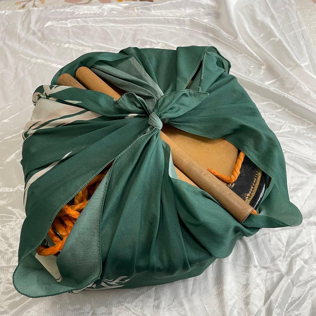 和太鼓 締太鼓 スタンド付 蒔絵 直径35cm 高さ16