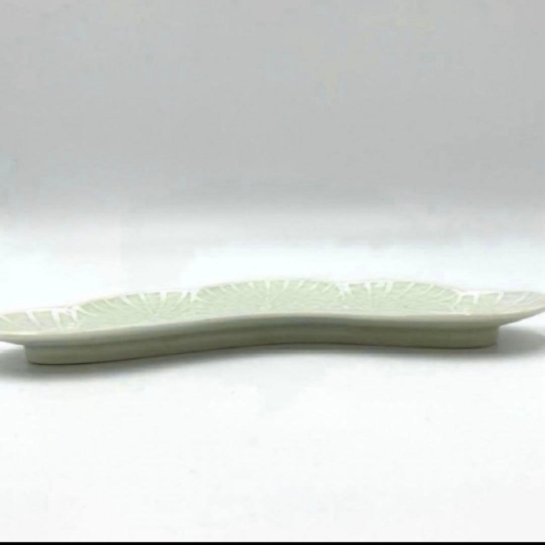 【新品】【大人気】有田焼幸楽窯　錦銀松葉形前菜皿３枚セット　縁起物