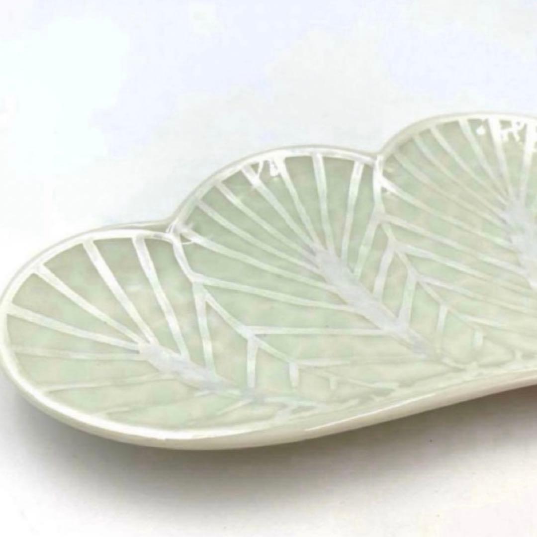 【新品】【大人気】有田焼幸楽窯　錦銀松葉形前菜皿３枚セット　縁起物