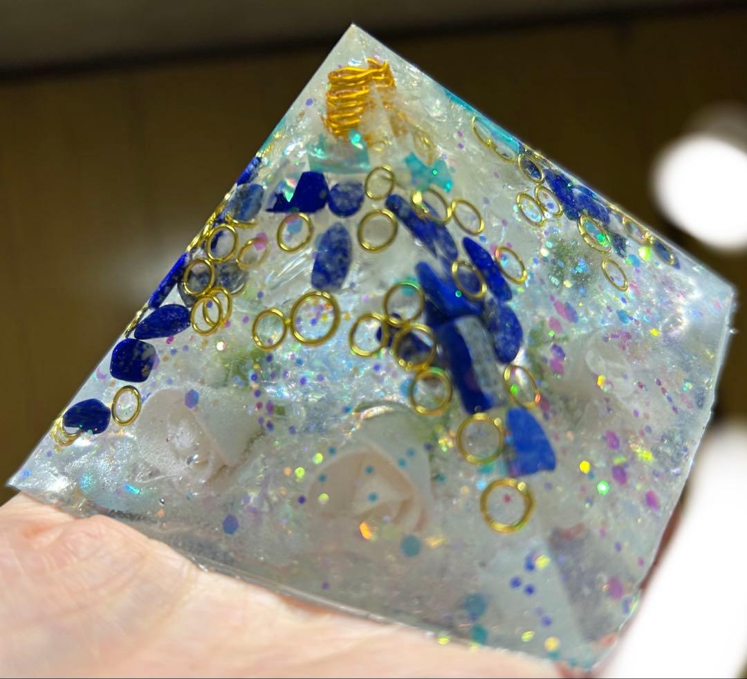 23 オルゴナイト　レムリアの青い石と薔薇と愛　予祝引き寄せ　ツインレイ電磁波