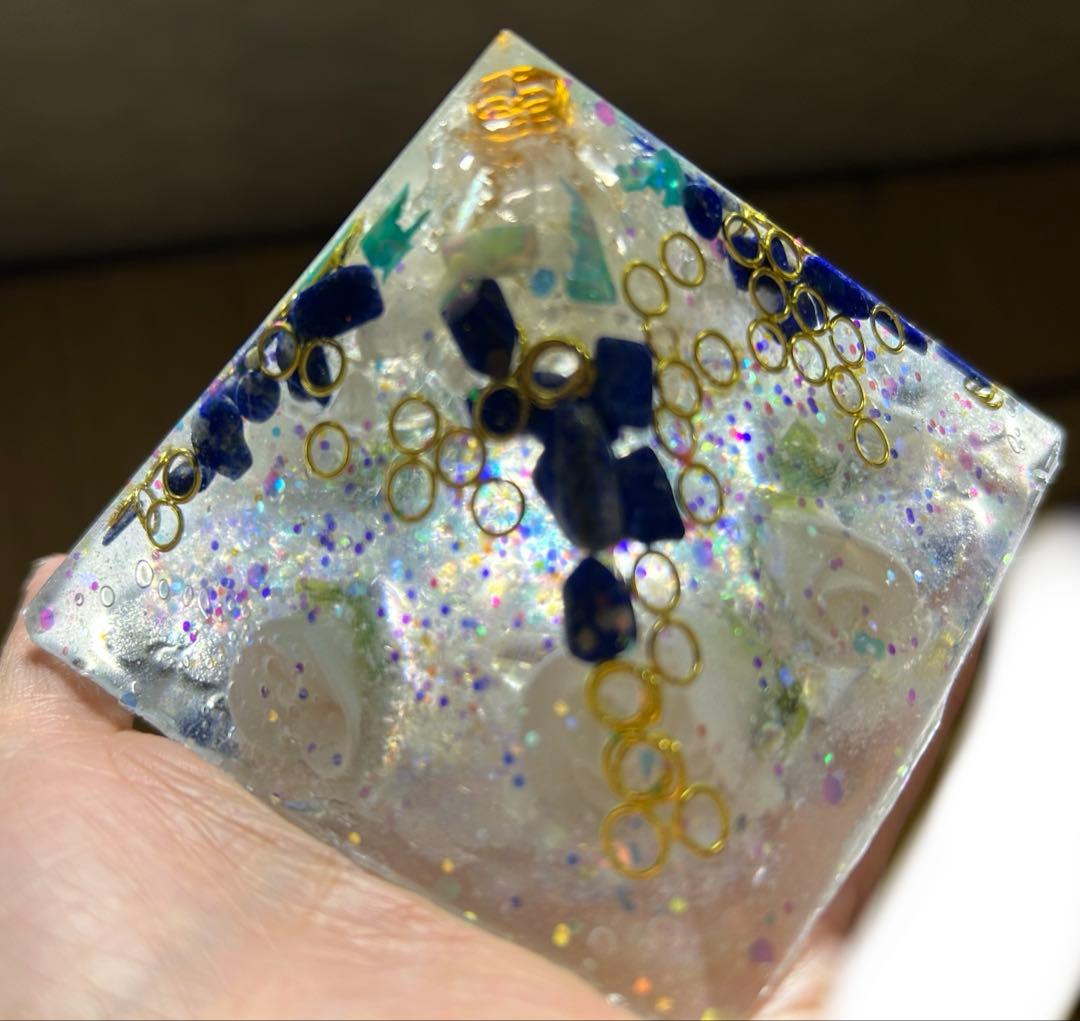 23 オルゴナイト　レムリアの青い石と薔薇と愛　予祝引き寄せ　ツインレイ電磁波