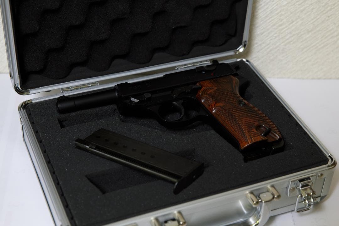 マルゼン ワルサーP38 (パンドラアームズ木製グリップ交換済・アルミ