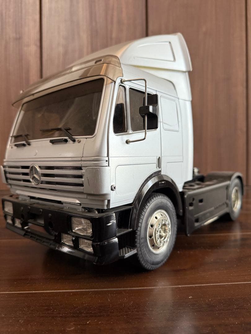 タミヤRCトラック メルセデスベンツトレーラー ヘッド1/14 プロポ付