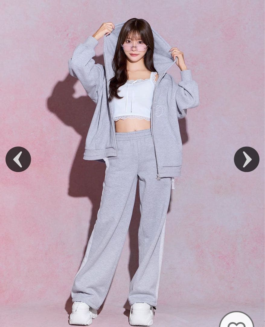 ミシェルマカロン 刺繍ビッグパーカーワイドパンツ3点セット グレー xs