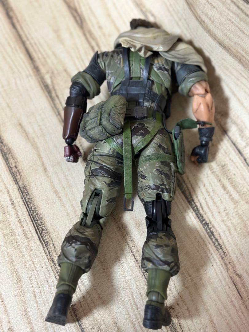 プレイアーツ改 メタルギアソリッド ファントムペイン ヴェノム