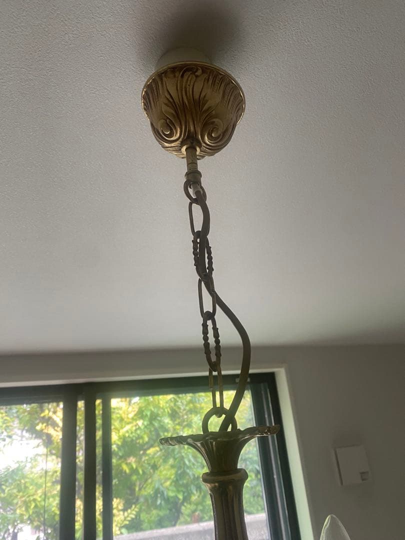 ‼️週末値下げ中‼️アンティーククラシックゴールドシャンデリア 3灯電球付き