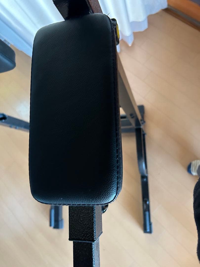 懸垂マシン　筋トレ