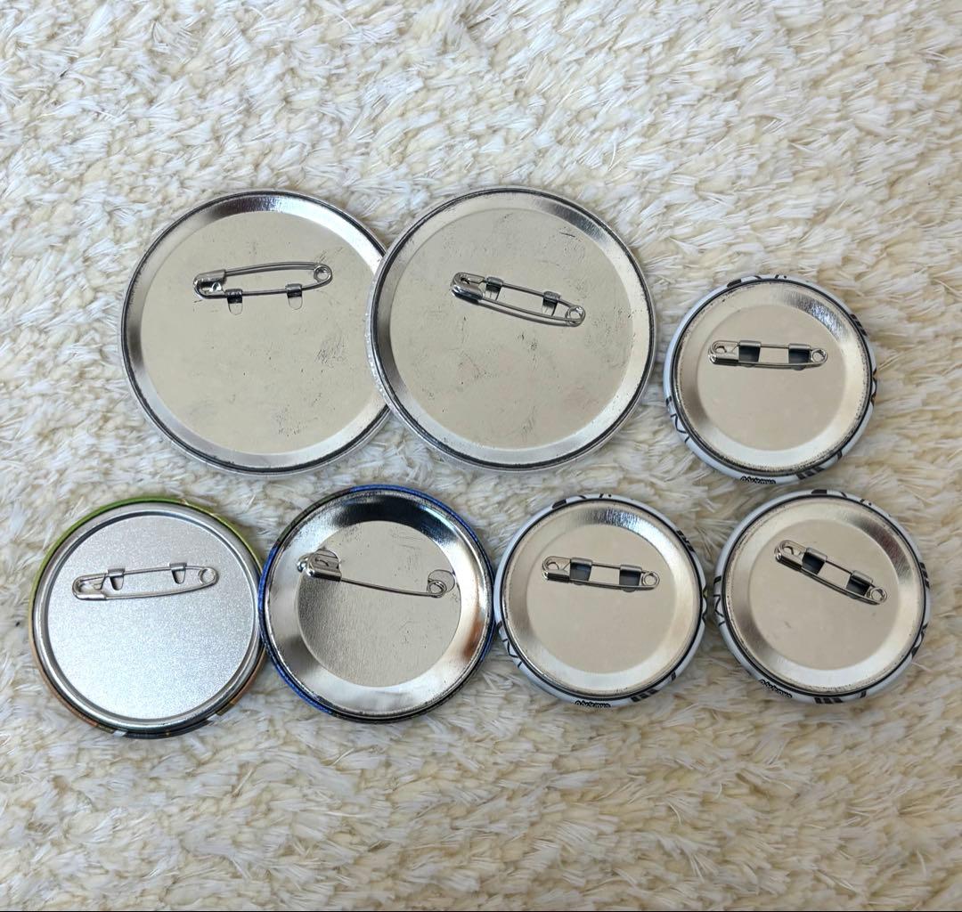 鬼滅の刃 まとめ売り14個セット 缶バッジラバーマスコット - メルカリ