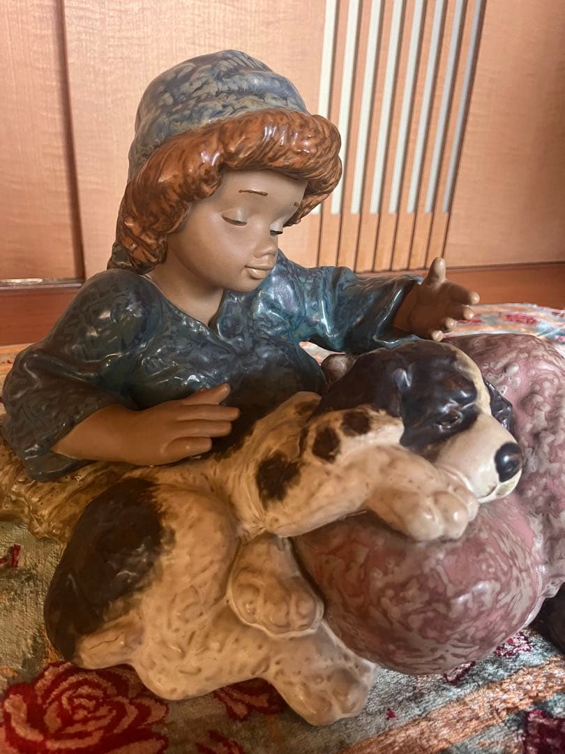 リアドロ　人形　子供と犬